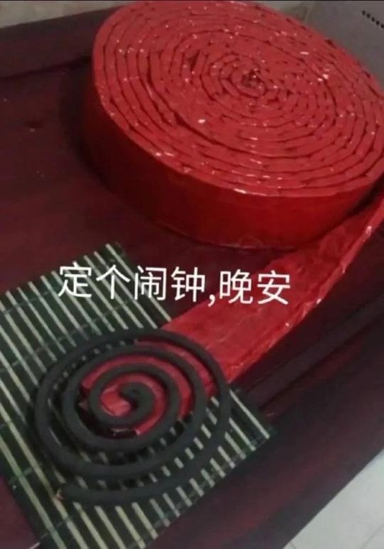 为了保护即将成熟的樱桃大爷用蚊香绑上鞭炮驱鸟大爷效果蛮好的