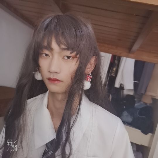 22岁第一次穿jk想知道穿jk的姐妹们都多大了啊