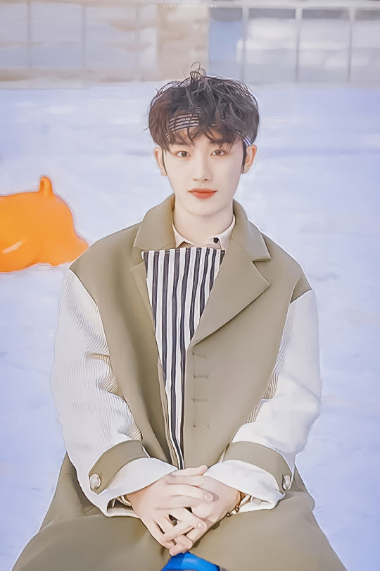 小甜鑫图贴不定时持续更新cr见logo