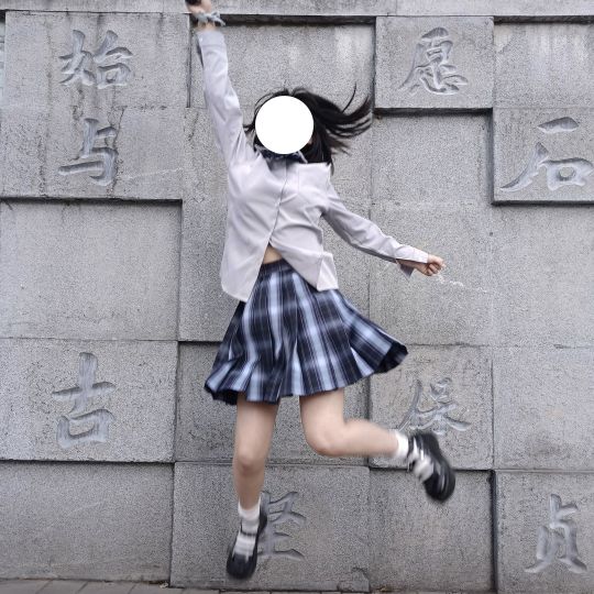 有些男生是不是看多了抖音的筷子腿就觉得正常人胖