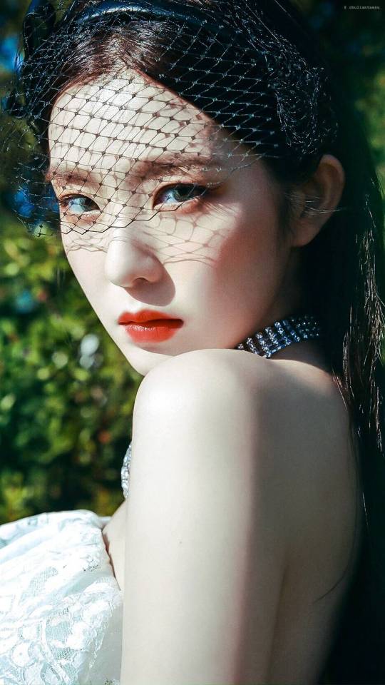 新人想入坑红贝贝 目前五个人都认识 出圈名场面也都记得 有什… - 最