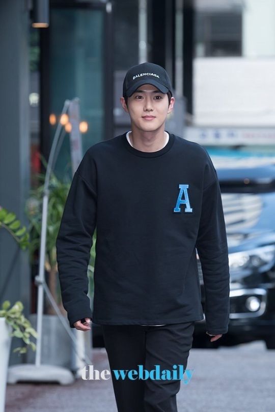 当年金日金俊勉180615富贵男杀青宴新闻图