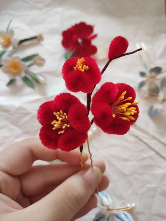 残疾师傅用边角料做的南京绒花成品太惊艳