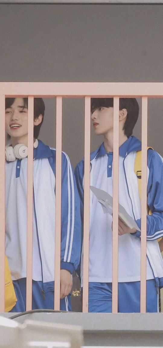 姐妹们求文轩暧昧感十足的照片